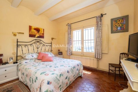 House for sale in Platja D'aro, Girona, Spain 3 bedrooms, 217 sq.m. No. 177109 - photo 20