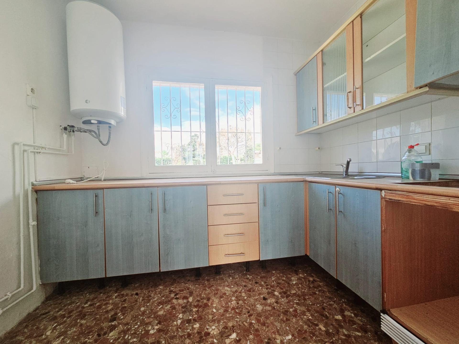 Вилла в Лос Балконес, Аликанте, Испания 4 спальни, 150м2 №155657