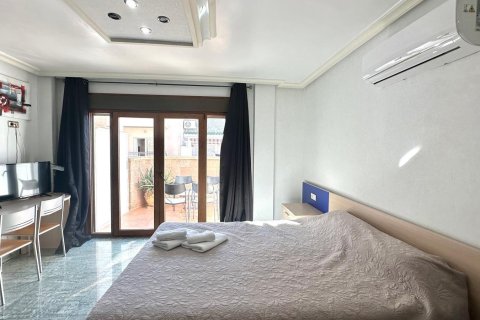 Wohnung zum Verkauf in Torrevieja, Alicante, Spanien 4 Schlafzimmer, 189 m2 Nr. 155654 - Foto 26