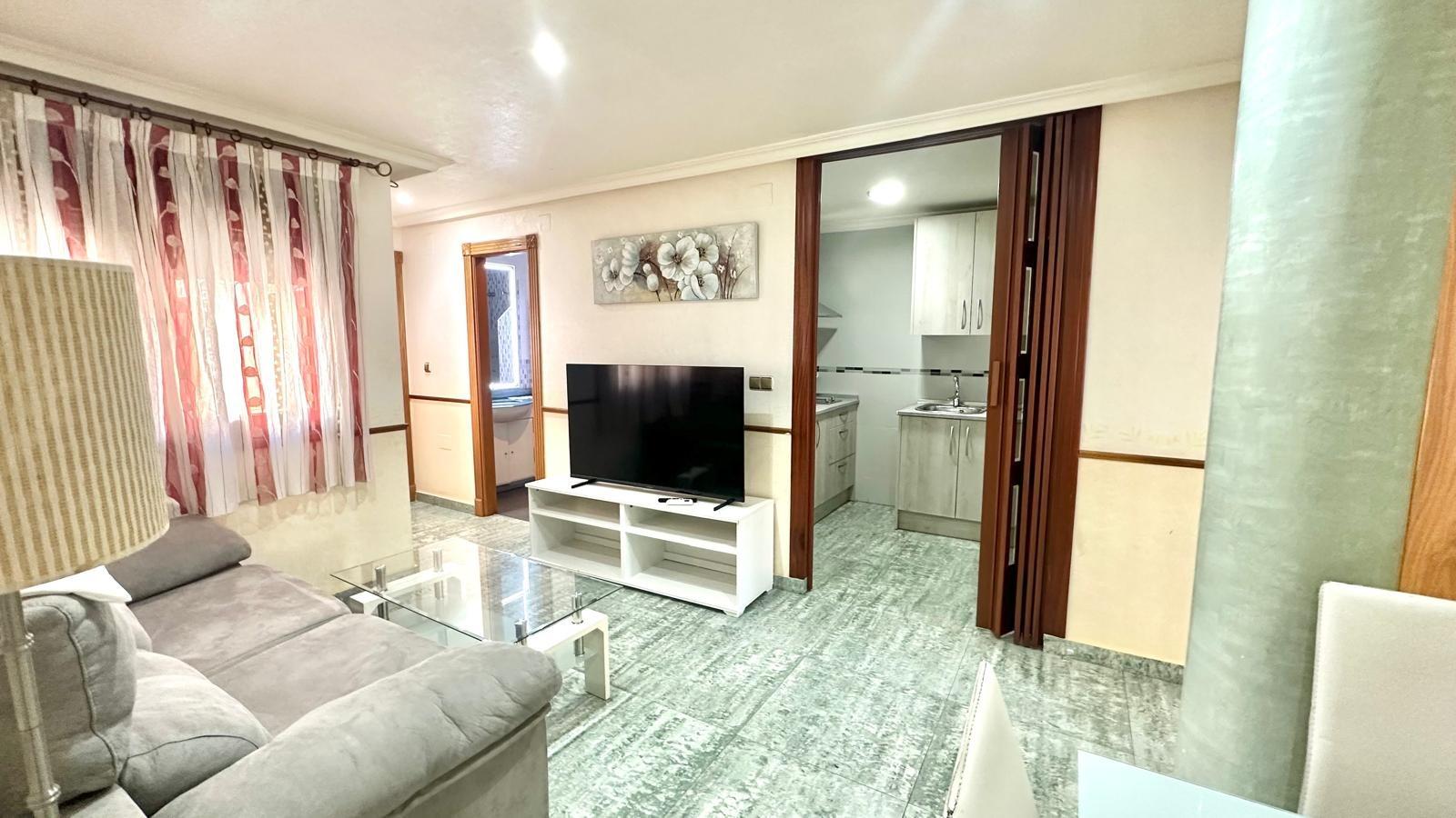 Apartament w Torrevieja, Alicante, Hiszpania 4 sypialnie, 189 mkw. nr 155654