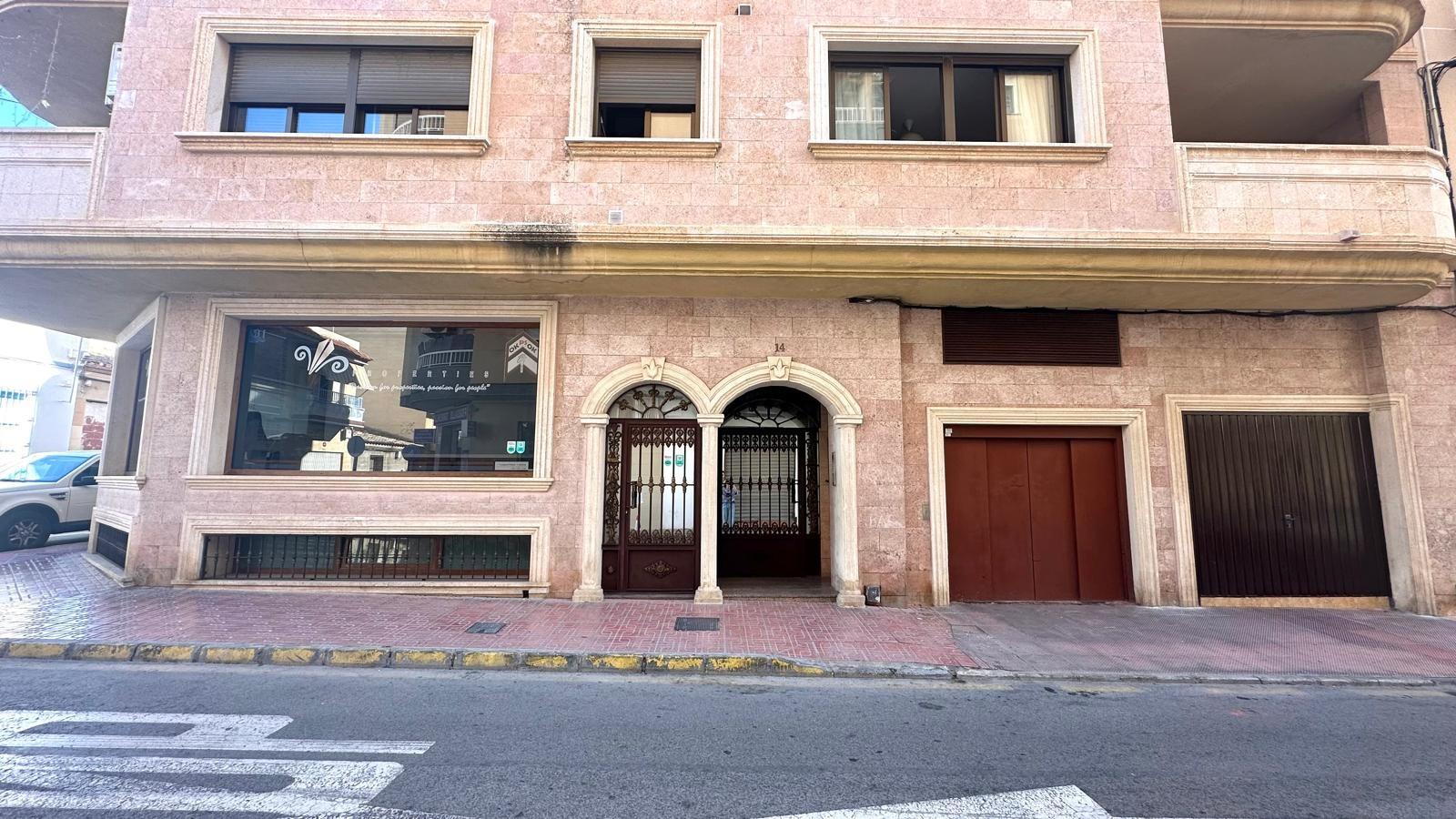 Apartament w Torrevieja, Alicante, Hiszpania 4 sypialnie, 189 mkw. nr 155654