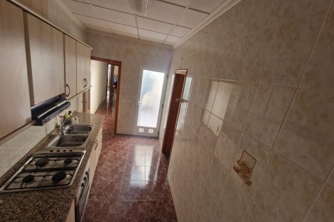 Radhus till salu i Torrevieja, Alicante, Spanien 4 sovrum, 156 kvm. Nr. 155655 - foto 12