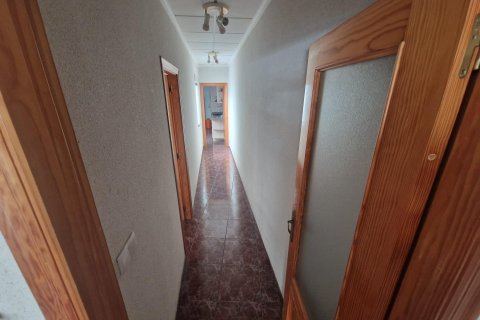 Radhus till salu i Torrevieja, Alicante, Spanien 4 sovrum, 156 kvm. Nr. 155655 - foto 8