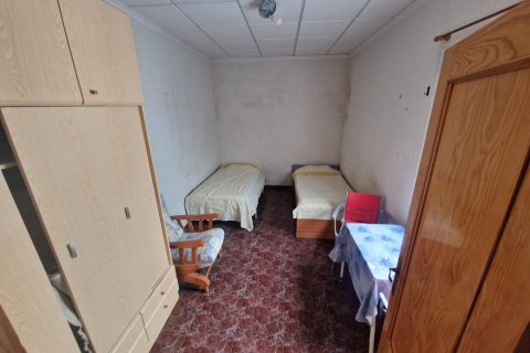 Radhus till salu i Torrevieja, Alicante, Spanien 4 sovrum, 156 kvm. Nr. 155655 - foto 9