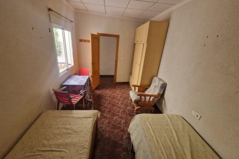 Radhus till salu i Torrevieja, Alicante, Spanien 4 sovrum, 156 kvm. Nr. 155655 - foto 10