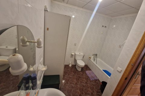 Radhus till salu i Torrevieja, Alicante, Spanien 4 sovrum, 156 kvm. Nr. 155655 - foto 6