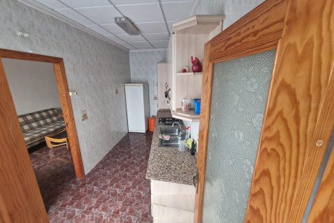 Radhus till salu i Torrevieja, Alicante, Spanien 4 sovrum, 156 kvm. Nr. 155655 - foto 11