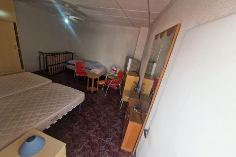 Radhus till salu i Torrevieja, Alicante, Spanien 4 sovrum, 156 kvm. Nr. 155655 - foto 21