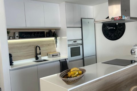 Huvila myytävänä Daya Vieja, Alicante, Espanja, 3 makuuhuonetta, 130 m2 No. 142917 - kuva 12