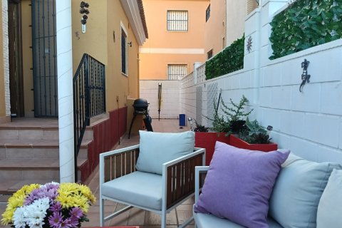 Villa for sale in Los Montesinos, Alicante, Spain 3 bedrooms, 80 sq.m. No. 142915 - photo 5