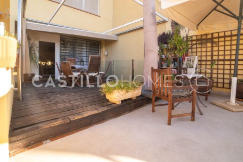 Продажа таухауса в Ла Велета, Аликанте, Испания 4 спальни, 264м2 №142916 - фото 7