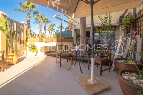 Продажа таухауса в Ла Велета, Аликанте, Испания 4 спальни, 264м2 №142916 - фото 3