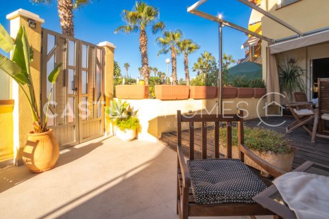 Продажа таухауса в Ла Велета, Аликанте, Испания 4 спальни, 264м2 №142916 - фото 4