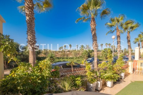 Продажа таухауса в Ла Велета, Аликанте, Испания 4 спальни, 264м2 №142916 - фото 13