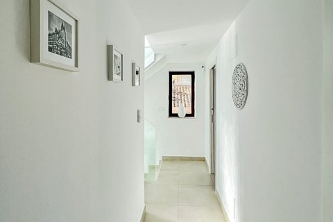 Villa zum Verkauf La Nucia, Alicante, Spanien 4 Schlafzimmer, 180 m2 Nr. 136770 - Foto 15