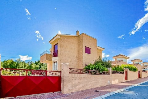 Villa zum Verkauf La Nucia, Alicante, Spanien 4 Schlafzimmer, 180 m2 Nr. 136770 - Foto 26