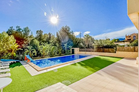 Villa zum Verkauf La Nucia, Alicante, Spanien 4 Schlafzimmer, 180 m2 Nr. 136770 - Foto 1