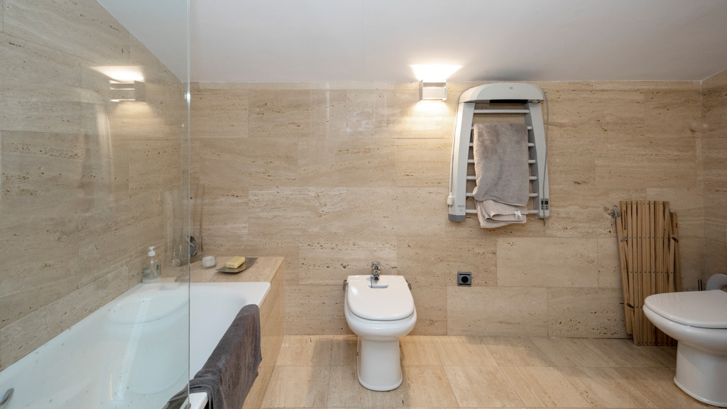 House in Malaga, Spain 5 bedrooms, 454 sq.m. No. 66092