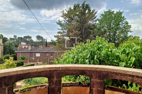 Villa for sale in Valldoreix, Barcelona, Spain 5 bedrooms, 347 sq.m. No. 150599 - photo 16