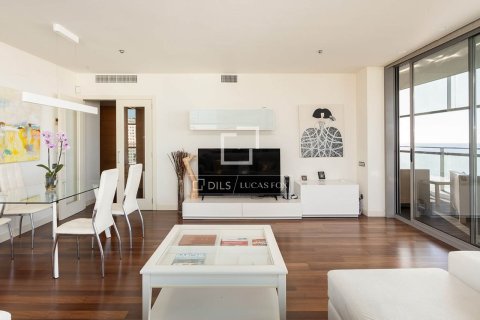 Dzīvoklis pārdošanā Barcelona, Spānijā 3 istabas, 121 m2 Nr. 150594 - attēls 9