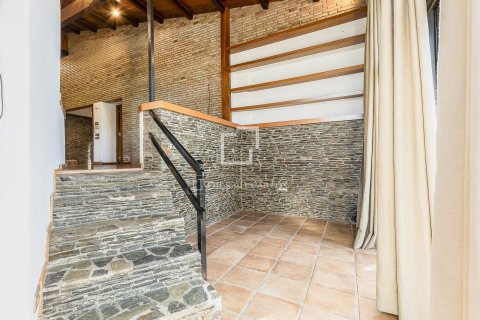 Villa for sale in Barcelona, Spain 6 bedrooms, 402 sq.m. No. 150596 - photo 7