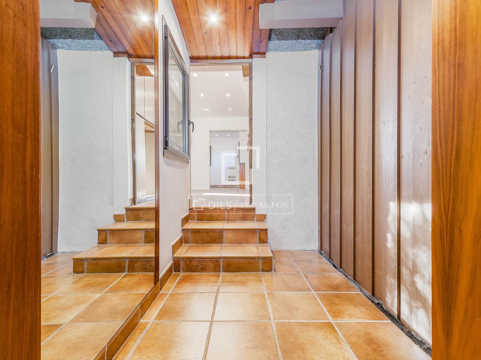 Villa i Barcelona, Spanien 6 sovrum, 402 kvm. Nr. 150596