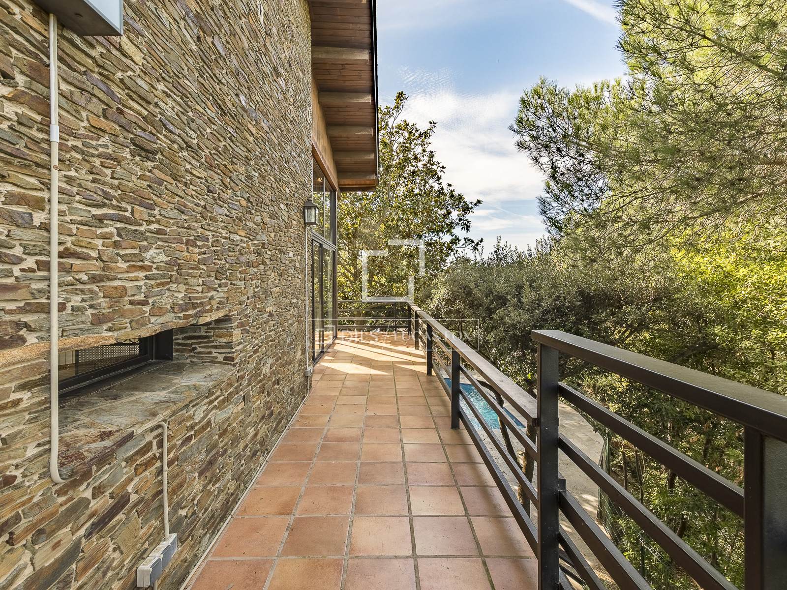 Villa i Barcelona, Spanien 6 sovrum, 402 kvm. Nr. 150596