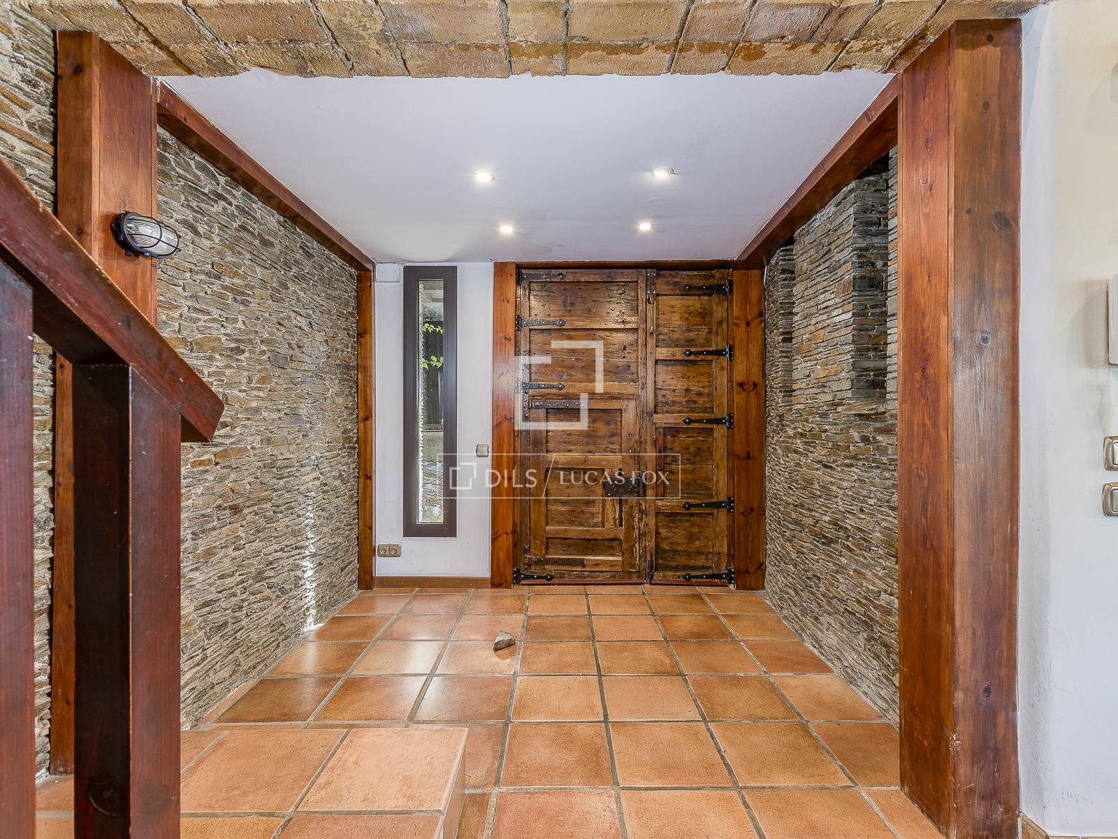 Villa i Barcelona, Spanien 6 sovrum, 402 kvm. Nr. 150596