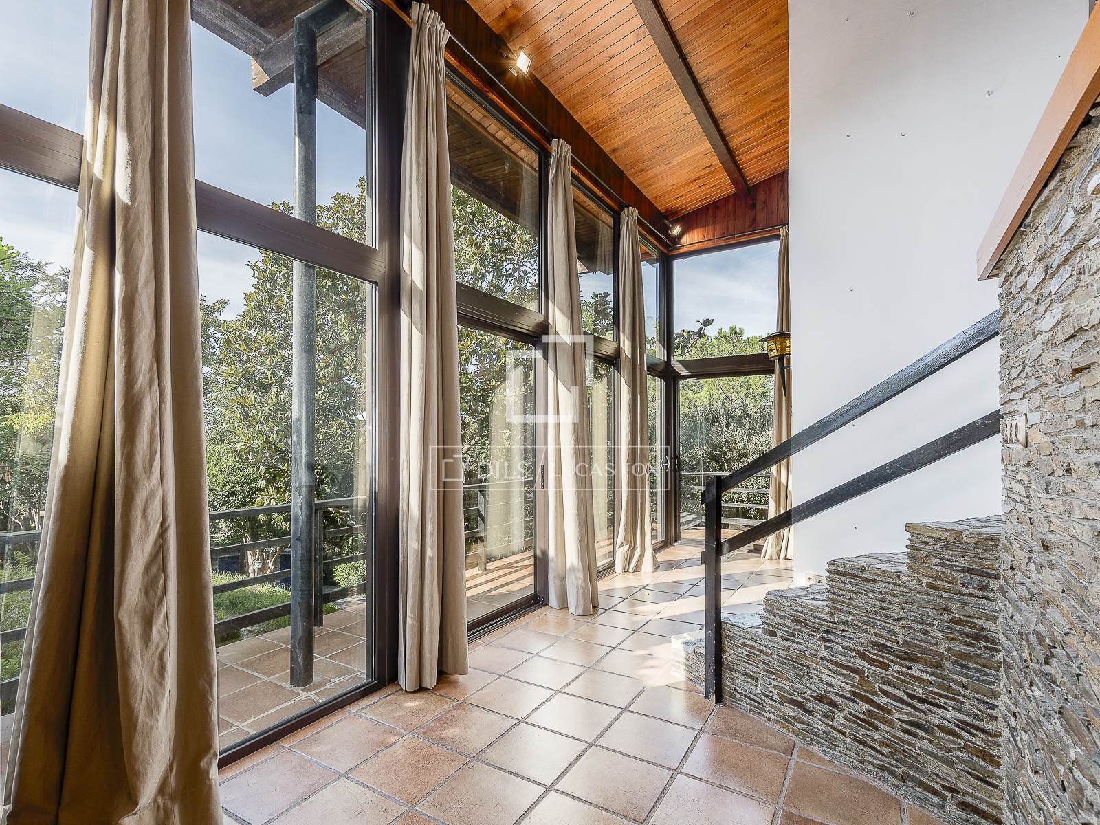 Villa i Barcelona, Spanien 6 sovrum, 402 kvm. Nr. 150596