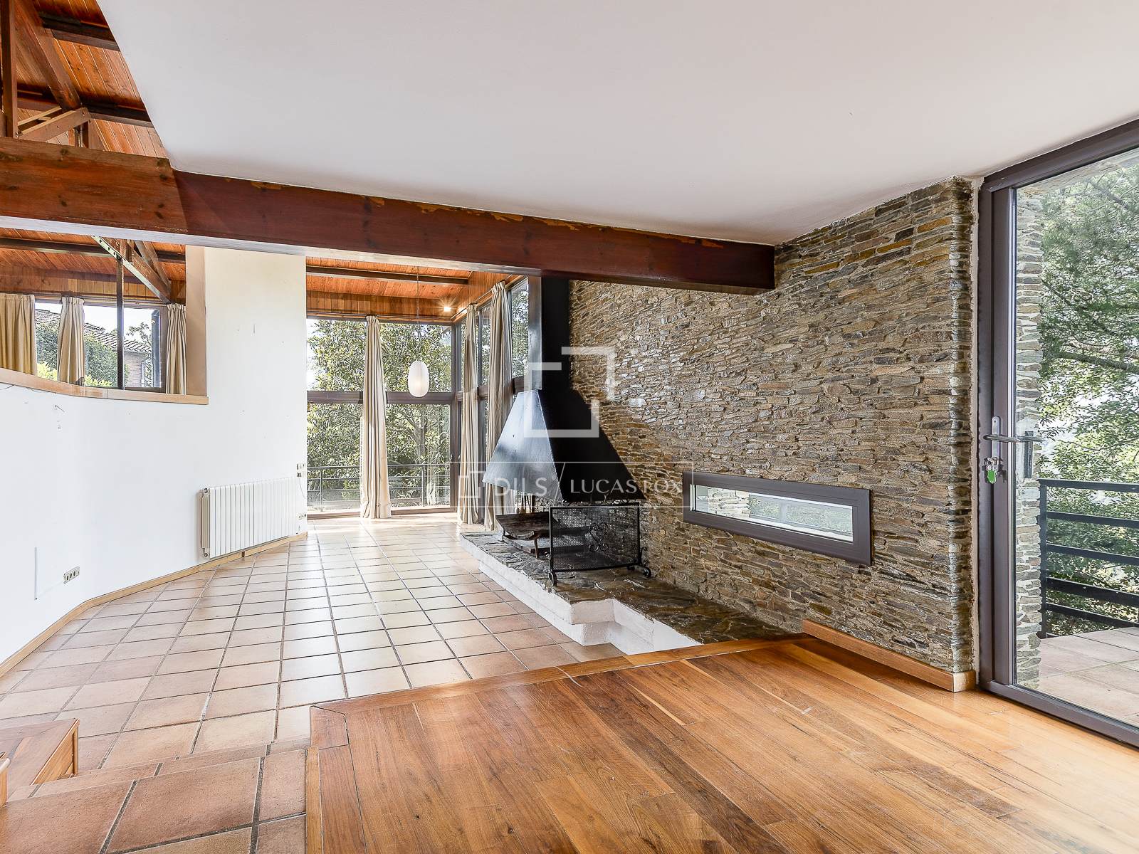Villa i Barcelona, Spanien 6 sovrum, 402 kvm. Nr. 150596
