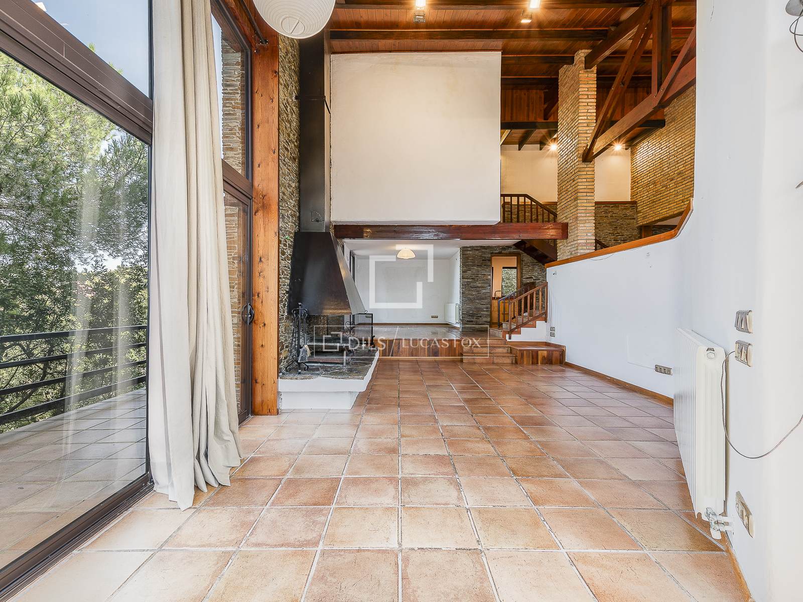Villa i Barcelona, Spanien 6 sovrum, 402 kvm. Nr. 150596