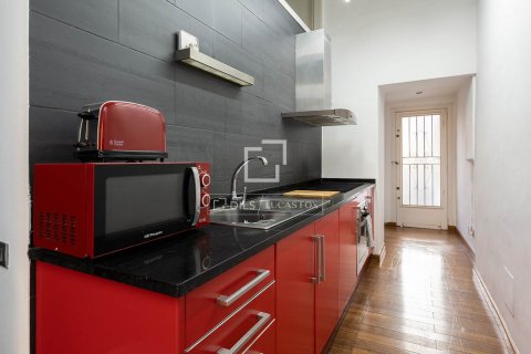 Apartament w Barcelona, Hiszpania 1 sypialnia, 54 mkw. nr 150598 – zdjęcie 17