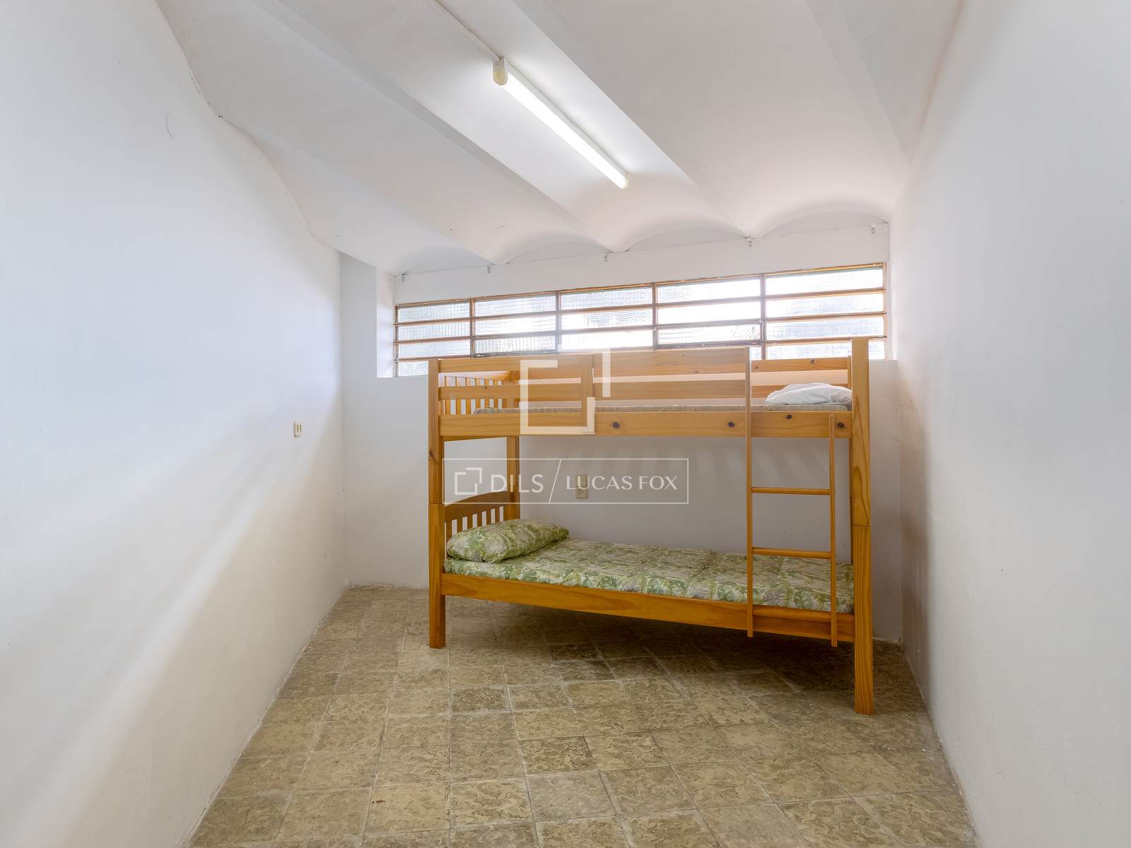 Villa a Sant Pol de Mar, Barcelona, Spagna 8 camere da letto, 558 mq. N° 150600