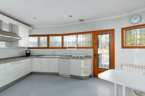 Villa for sale in Sant Pol de Mar, Barcelona, Spain 8 bedrooms, 558 sq.m. No. 150600 - photo 12
