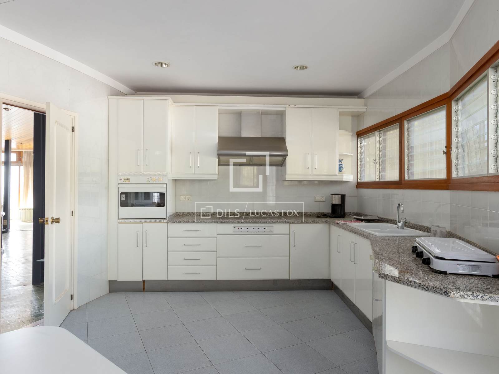 Villa a Sant Pol de Mar, Barcelona, Spagna 8 camere da letto, 558 mq. N° 150600