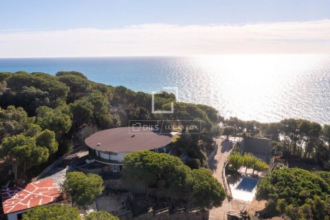 Villa for sale in Sant Pol de Mar, Barcelona, Spain 8 bedrooms, 558 sq.m. No. 150600 - photo 29