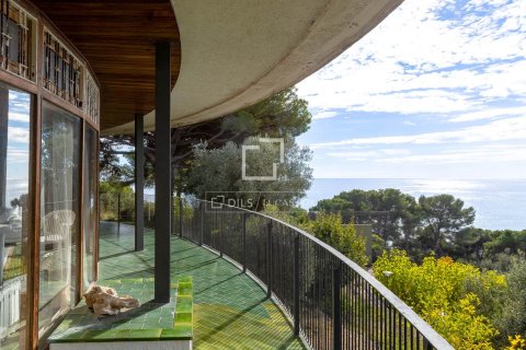 Villa for sale in Sant Pol de Mar, Barcelona, Spain 8 bedrooms, 558 sq.m. No. 150600 - photo 30