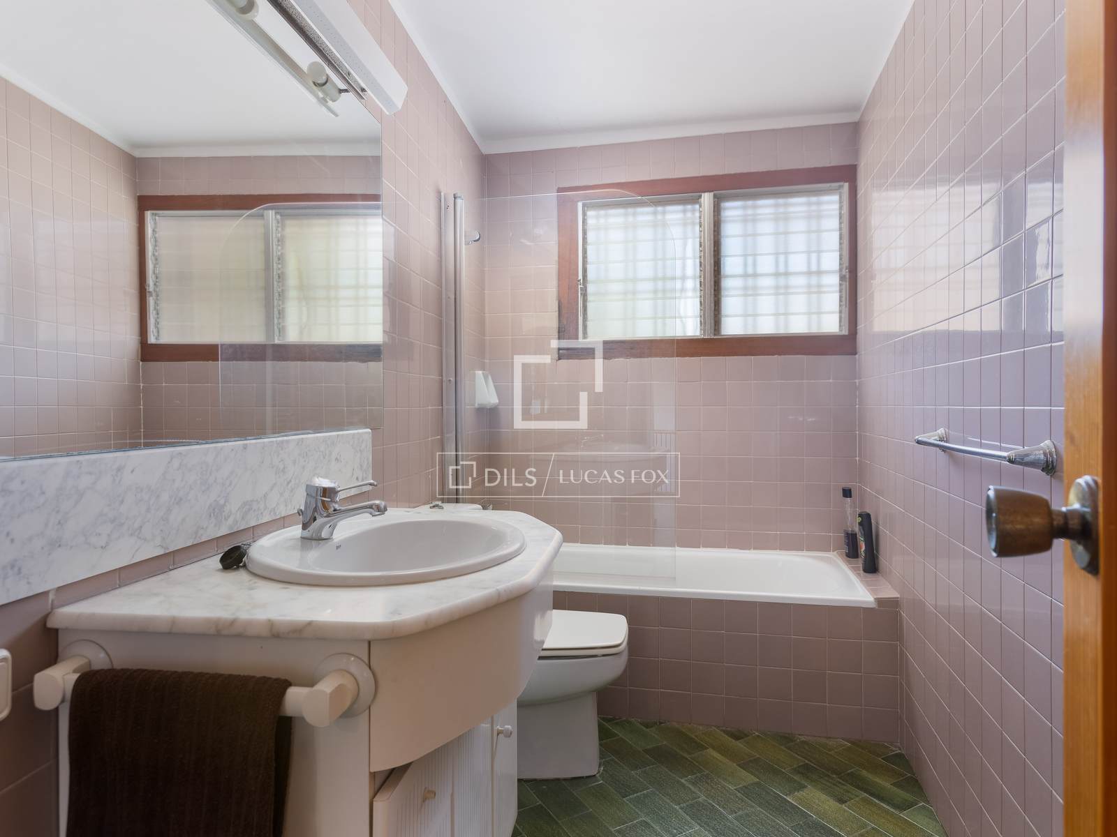 Villa a Sant Pol de Mar, Barcelona, Spagna 8 camere da letto, 558 mq. N° 150600