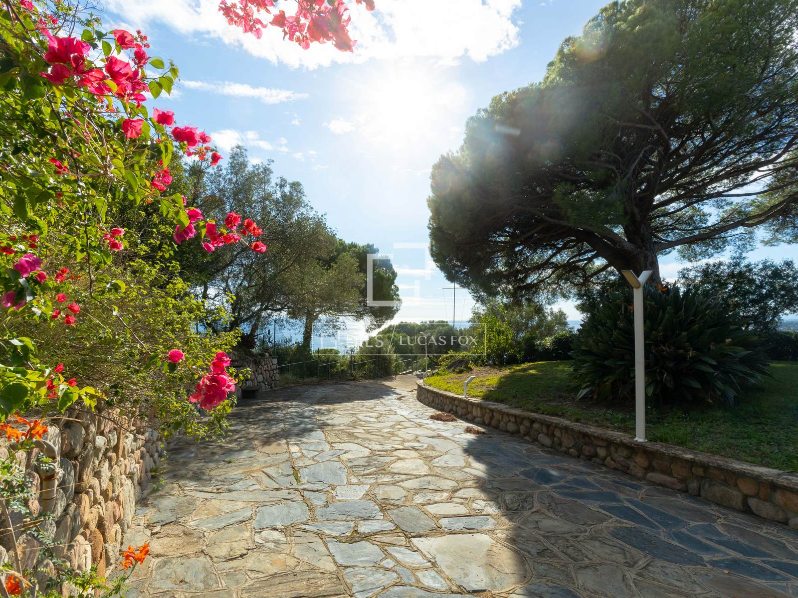 Villa a Sant Pol de Mar, Barcelona, Spagna 8 camere da letto, 558 mq. N° 150600