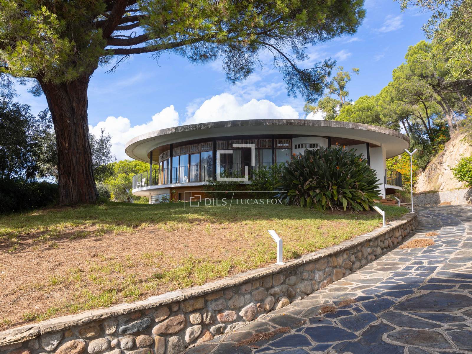 Villa a Sant Pol de Mar, Barcelona, Spagna 8 camere da letto, 558 mq. N° 150600