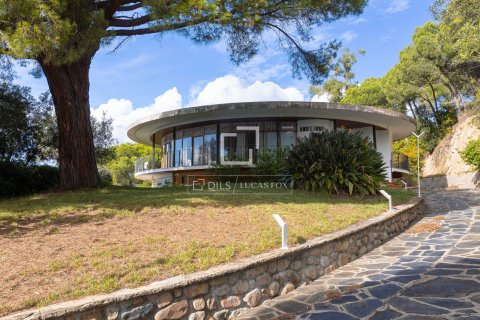 Villa for sale in Sant Pol de Mar, Barcelona, Spain 8 bedrooms, 558 sq.m. No. 150600 - photo 22