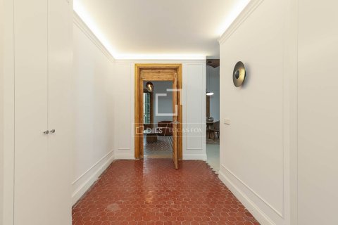 Apartamento en venta en Barcelona, España 3 dormitorios, 137 m2 No. 150595 - foto 24