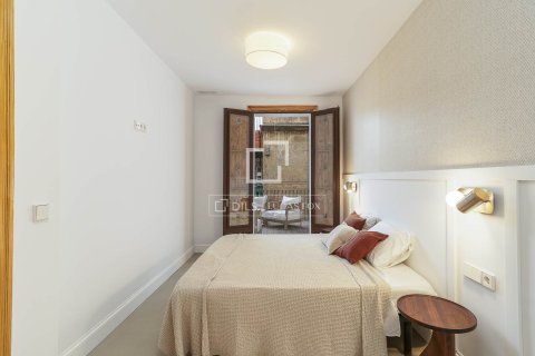 Apartamento en venta en Barcelona, España 3 dormitorios, 137 m2 No. 150595 - foto 8