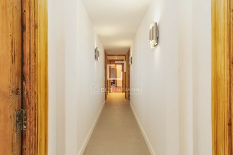 Apartamento en venta en Barcelona, España 3 dormitorios, 137 m2 No. 150595 - foto 13