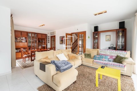 Villa in vendita a Castelldefels, Barcelona, Spagna 5 camere da letto, 352 mq. N° 150597 - foto 6