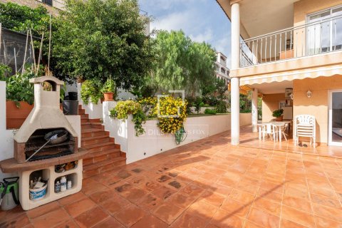 Villa in vendita a Castelldefels, Barcelona, Spagna 5 camere da letto, 352 mq. N° 150597 - foto 30