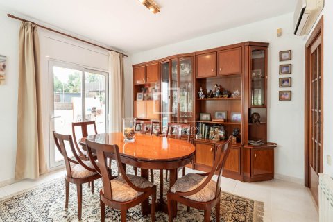 Villa in vendita a Castelldefels, Barcelona, Spagna 5 camere da letto, 352 mq. N° 150597 - foto 9