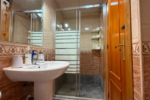 Lägenhet till salu i Torrevieja, Alicante, Spanien 2 sovrum, 72 kvm. Nr. 183060 - foto 10