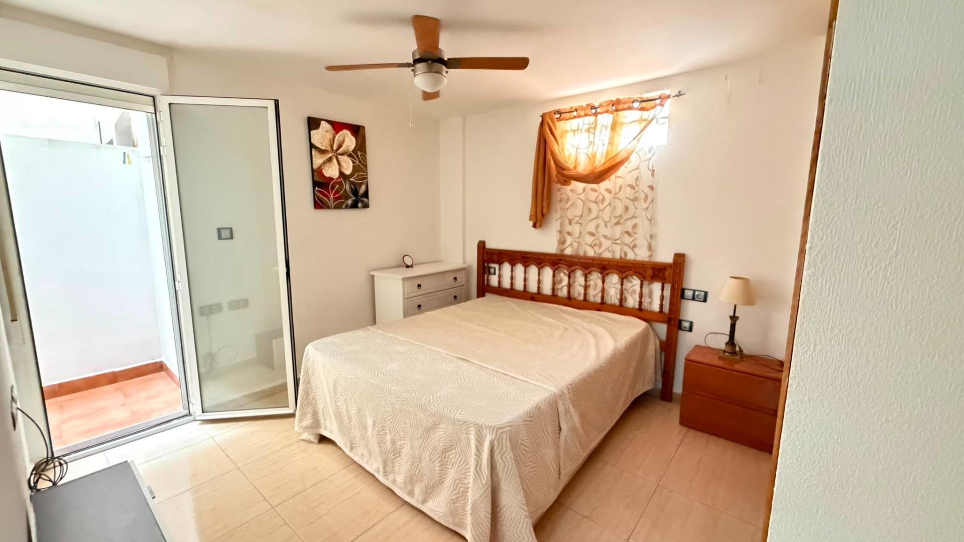 Lägenhet i Torrevieja, Alicante, Spanien 2 sovrum, 72 kvm. Nr. 183060