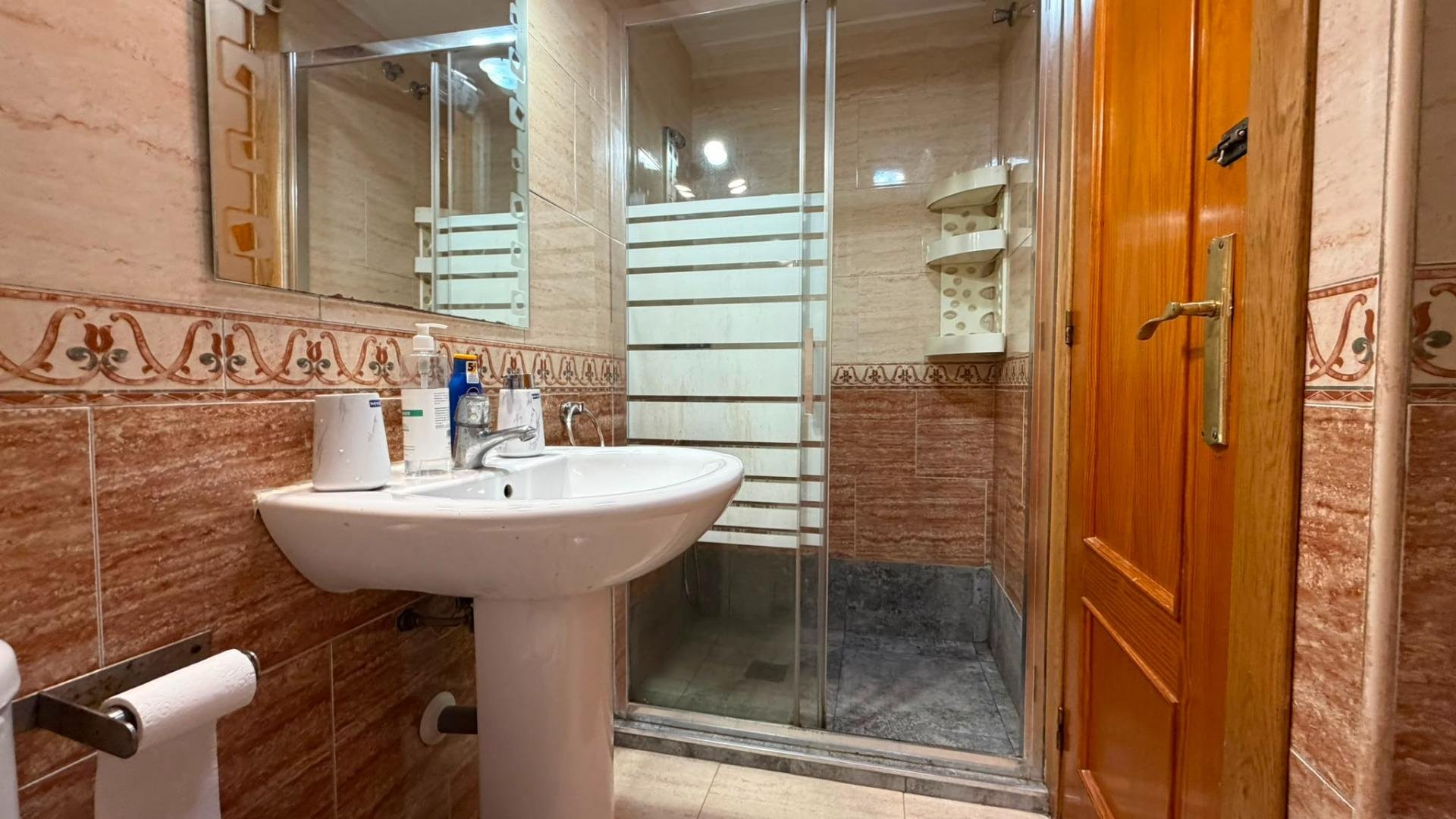 Lägenhet i Torrevieja, Alicante, Spanien 2 sovrum, 72 kvm. Nr. 183060